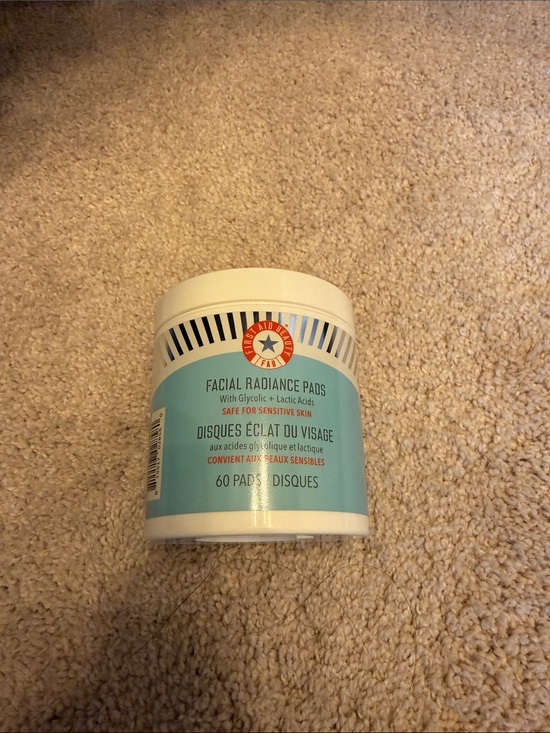 First Aid Beauty Other - First Aid Beauty Facial Radiance Pads